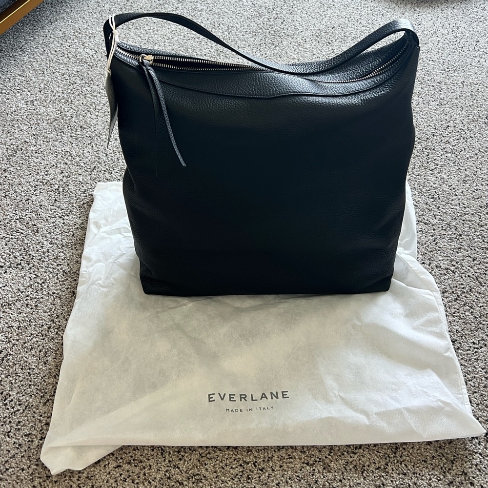 NWT Everlane The Boss Leather Hobo Bag in pebbled black